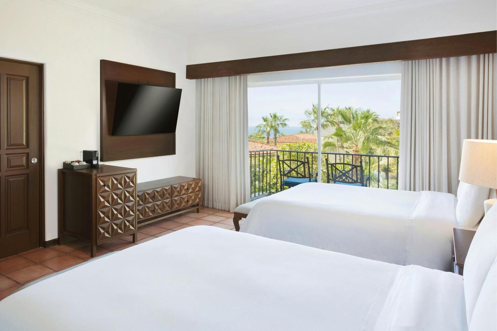 Hacienda Queen Room Two Queen Beds Garden View Balcony,1686456937:JPEG